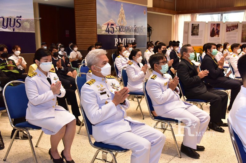 20211013 laying-a-wreath-098.JPG